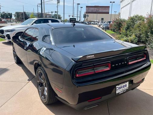 2017 Dodge Challenger SXT