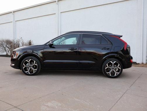 2023 Kia Niro Touring
