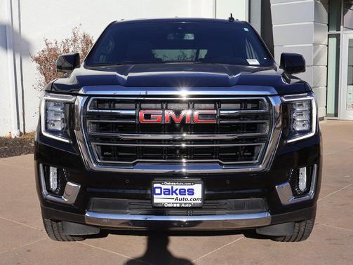 2022 GMC Yukon SLT