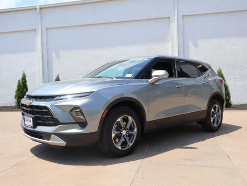 Sterling Gray Metallic 2025 Chevrolet Blazer 2LT