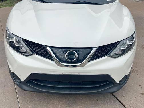 2018 Nissan Rogue Sport SV