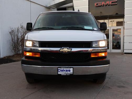 2022 Chevrolet Express 2500 RWD 2500 Regular Wheelbase WT