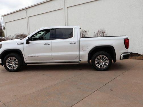 White Frost Tricoat 2023 GMC Sierra 1500 Denali