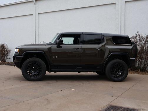 2026 GMC HUMMER EV SUV 2X