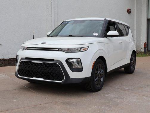 Snow White Pearl 2021 Kia Soul EX