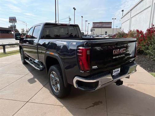 2026 GMC Sierra 3500 SLT