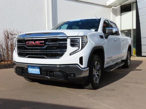 2022 GMC Sierra 1500 SLT