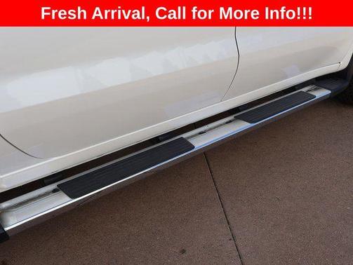 White Frost Tricoat 2021 GMC Sierra 1500 SLT