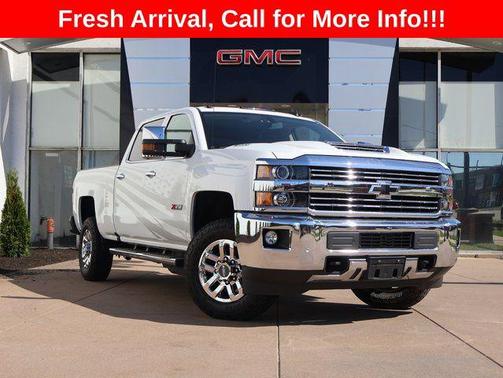 Summit White 2019 Chevrolet Silverado 3500 LTZ