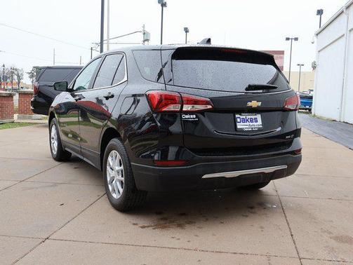 Mosaic Black Metallic 2024 Chevrolet Equinox 1LT