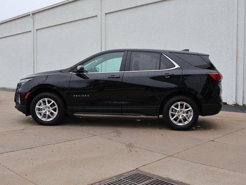 Mosaic Black Metallic 2024 Chevrolet Equinox 1LT