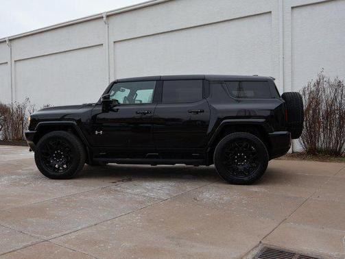 Void Black 2025 GMC HUMMER EV SUV 2X