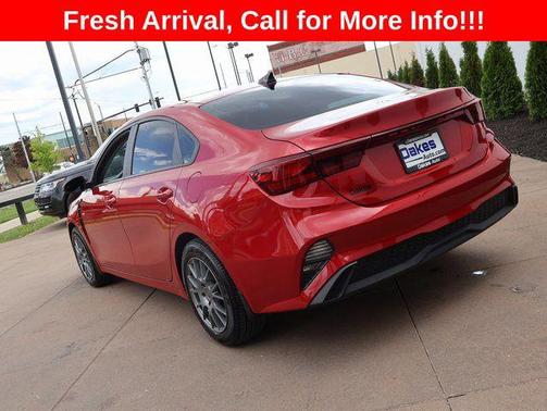 Currant Red 2022 Kia Forte LXS