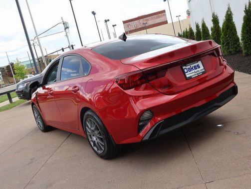 Currant Red 2022 Kia Forte LXS