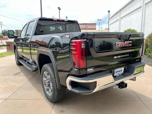 2025 GMC Sierra 2500 SLT