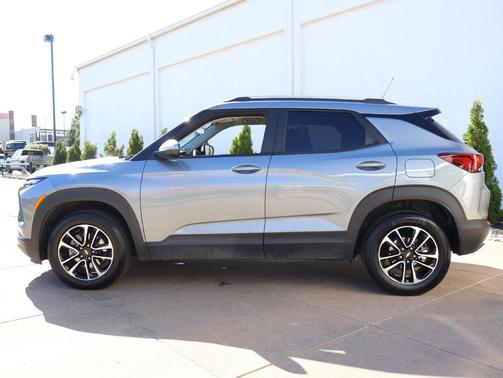 Sterling Gray Metallic 2025 Chevrolet Trailblazer LT