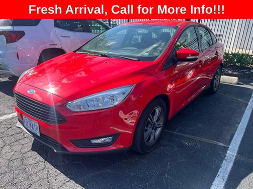 Ruby Red Metallic Tinted Clearcoat 2017 Ford Focus SE