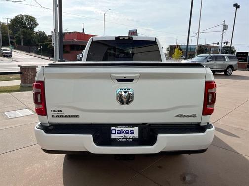 2024 RAM 2500 Laramie Crew Cab 4x4 6'4' Box