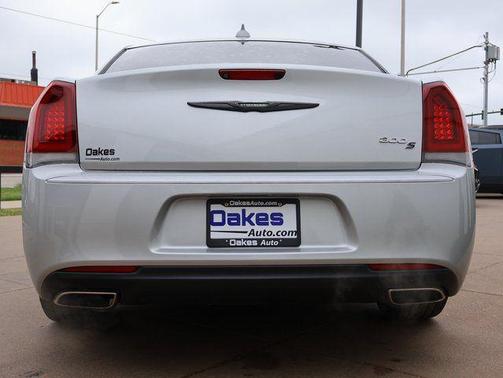 Silver Mist Clearcoat 2019 Chrysler 300 S