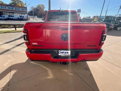 2024 RAM 2500 Laramie Crew Cab 4x4 6'4' Box