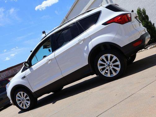 OXFORD WHITE 2019 Ford Escape SEL