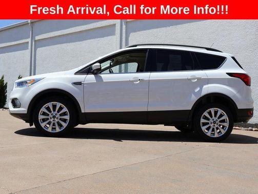 OXFORD WHITE 2019 Ford Escape SEL