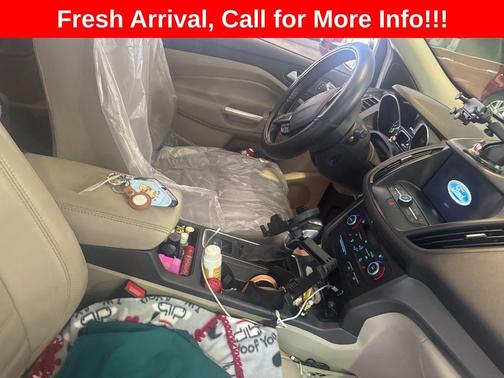 OXFORD WHITE 2019 Ford Escape SEL