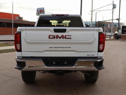 2026 GMC Sierra 2500 SLE