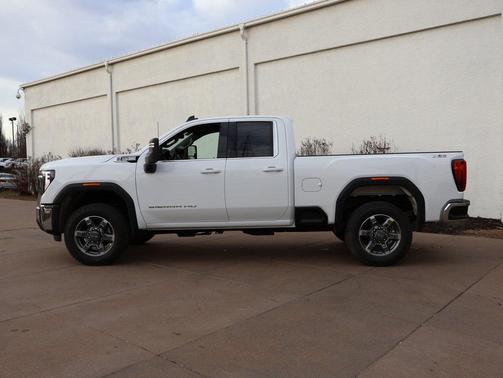 2026 GMC Sierra 2500 SLE