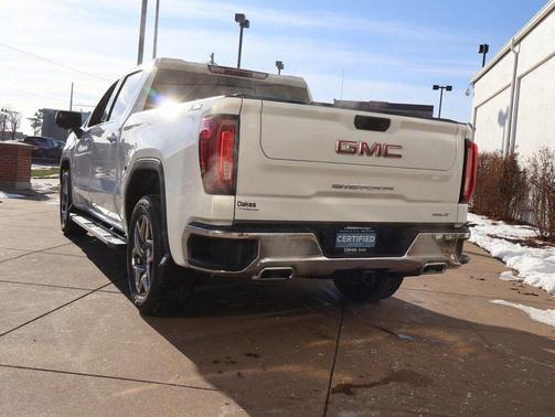 2023 GMC Sierra 1500 SLT