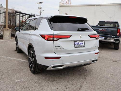 2024 Mitsubishi Outlander SE 2.5 2WD