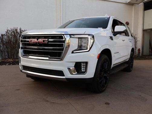 2022 GMC Yukon SLT