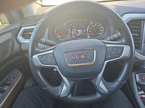 2022 GMC Acadia FWD SLE