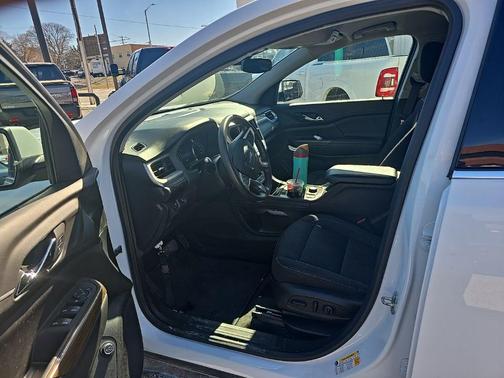 2022 GMC Acadia FWD SLE