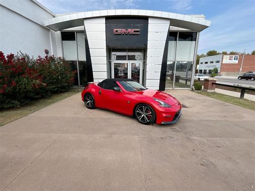 2018 Nissan 370Z Touring Sport