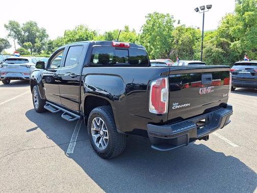 Onyx Black 2016 GMC Canyon 4WD SLE
