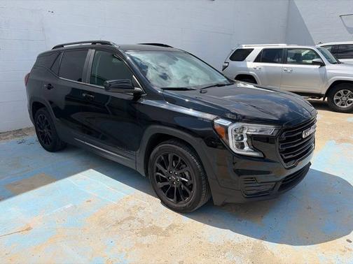 Ebony Twilight Metallic 2024 GMC Terrain SLE