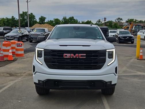 Summit White 2024 GMC Sierra 1500 Elevation