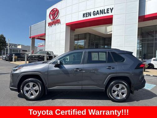 2022 Toyota RAV4 XLE