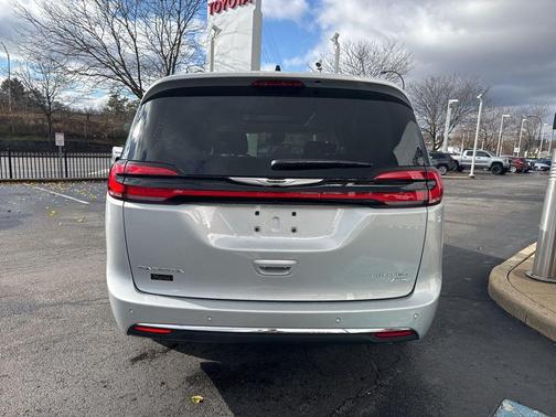 2024 Chrysler Pacifica Limited