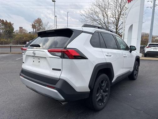 2023 Toyota RAV4 Adventure