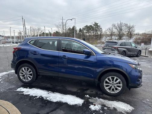 2020 Nissan Rogue Sport S