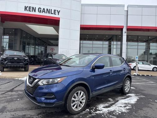 2020 Nissan Rogue Sport S