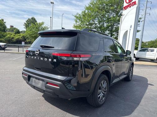 Super Black 2025 Nissan Pathfinder SV FWD