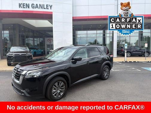 Super Black 2025 Nissan Pathfinder SV FWD