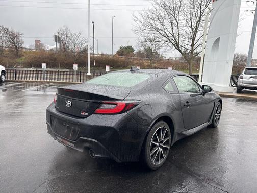 2022 Toyota GR86 Base