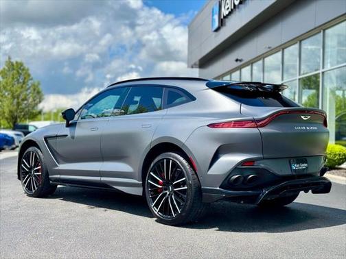 2023 Aston Martin DBX 707