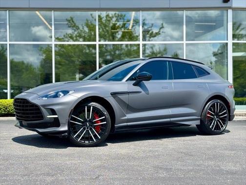 2023 Aston Martin DBX 707
