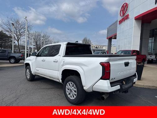 2025 Toyota Tacoma SR5