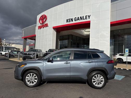 2023 Toyota Corolla Cross LE